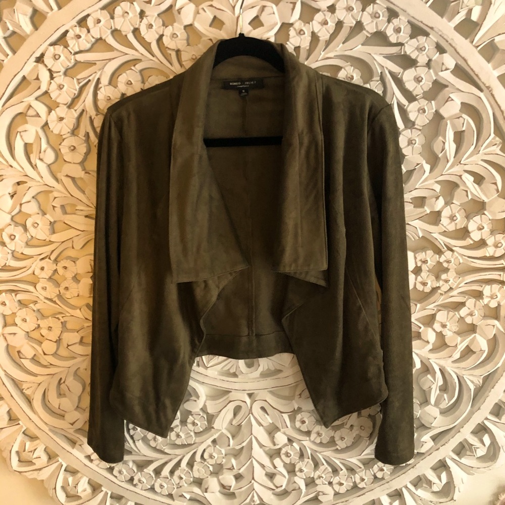 ROMEO AND JULIET GREEN FAUX LEATHER JACKET
